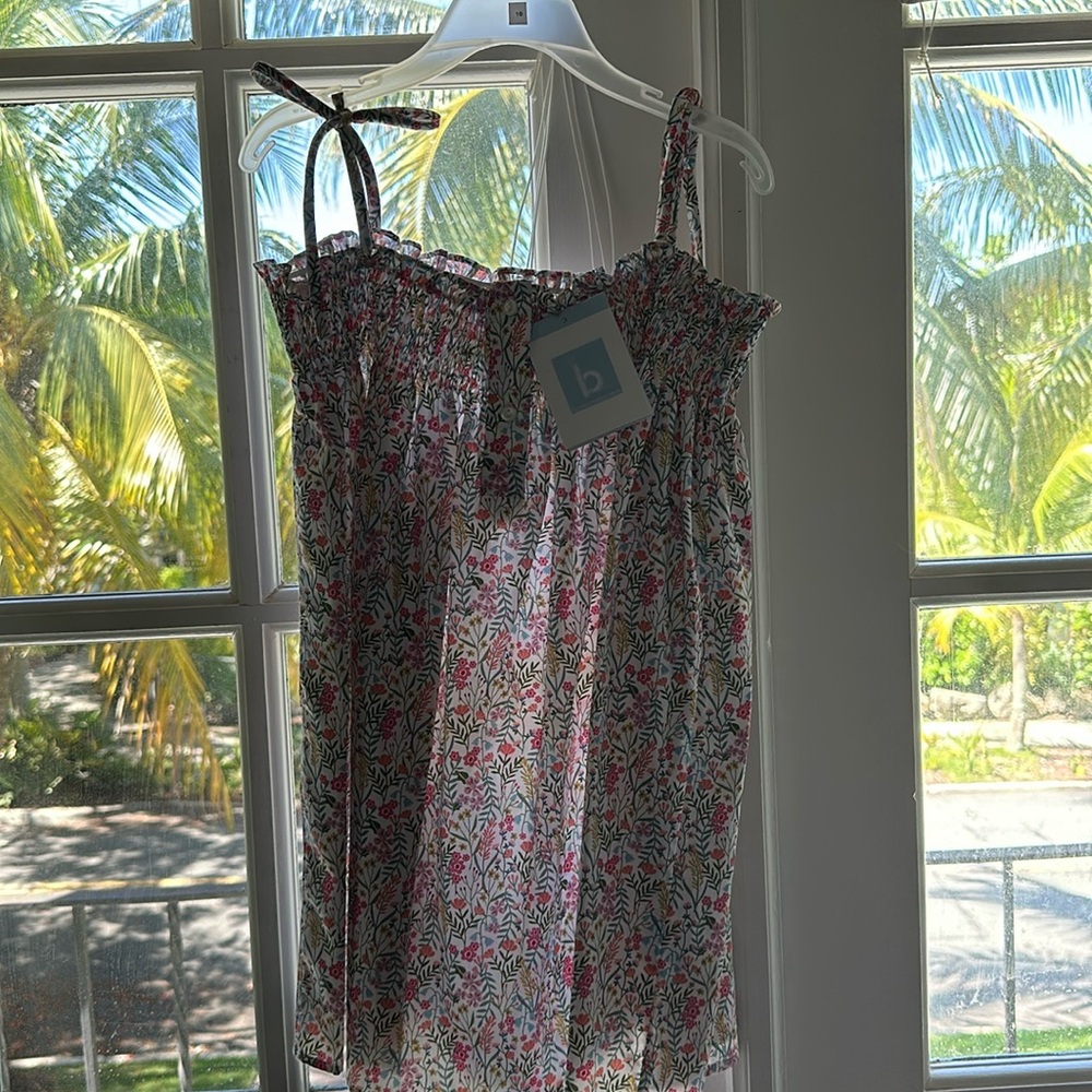 NWT Bella bliss smocked top